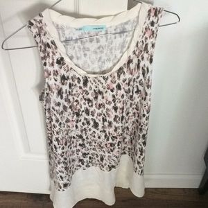 Abstract Long tank top